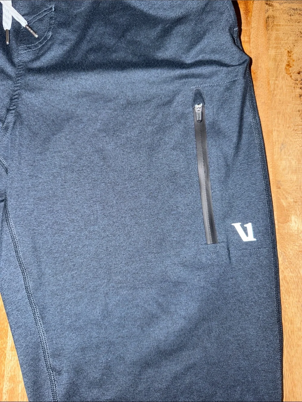 Vuori slim athletic